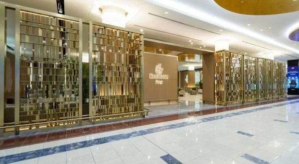 “طيران-الإمارات”-تفتتح-منطقة-إنهاء-إجراءات-السفر-للدرجة-“الأولى”