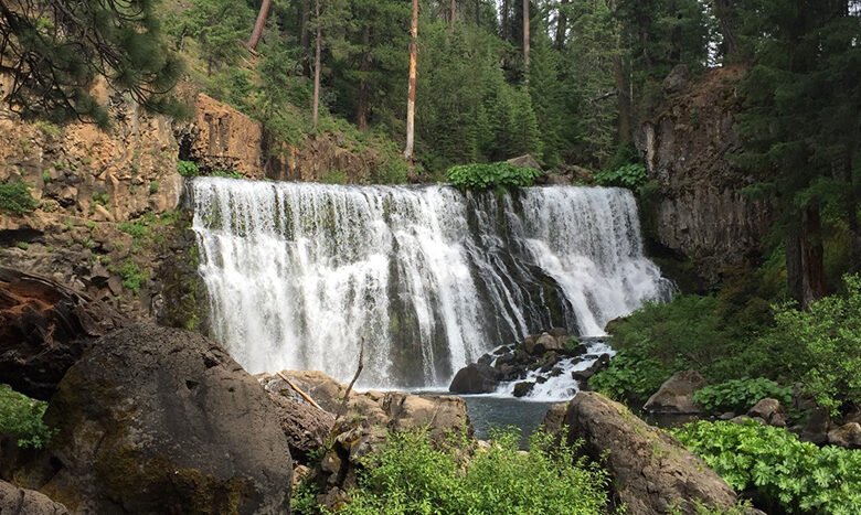 سيسكيو-تعرض-5-شلالات-طبيعية-مذهلة-تستهوي-محبي-التصوير-والمغامرة
