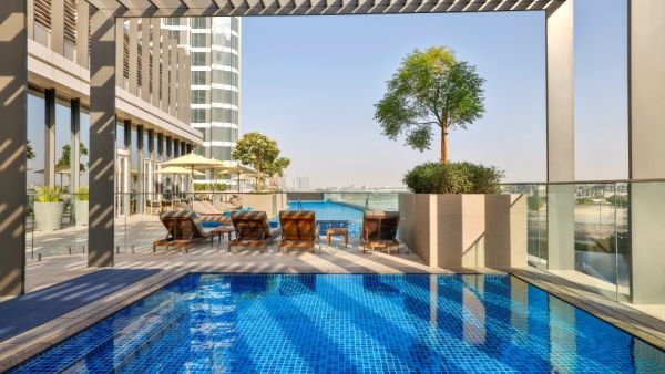 هيلتون-تطلق-عروض-إقامة-موسمية-شاملة-للمسافرين