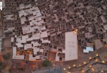 البلدة-القديمة-في-العُلا-تستقبل-زوار-الصيف-عبر-7-قرون-من-التاريخ-العريق