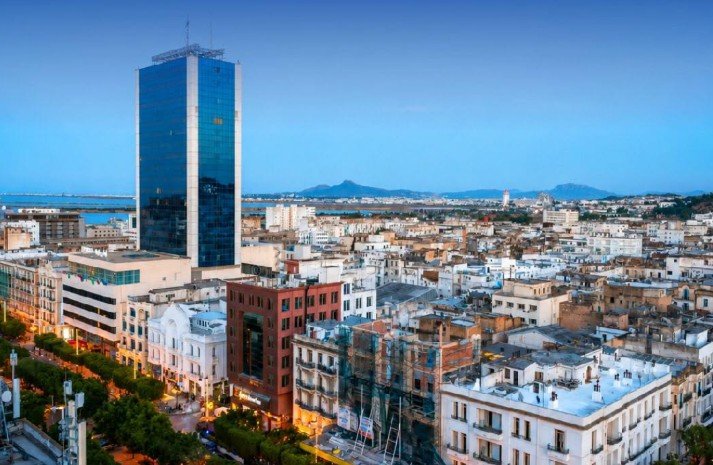 بلدة-عربية-تحتفظ-بتراث-معماري-يضم-مباني-الآرت-ديكو-والعمارة-الحديثة