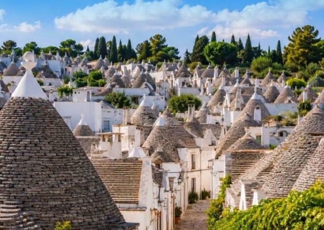مدينة-جنوب-إيطاليا-تضم-10-آلاف-نسمة-وتحفظ-مبانيها-من-القرون-الوسطى